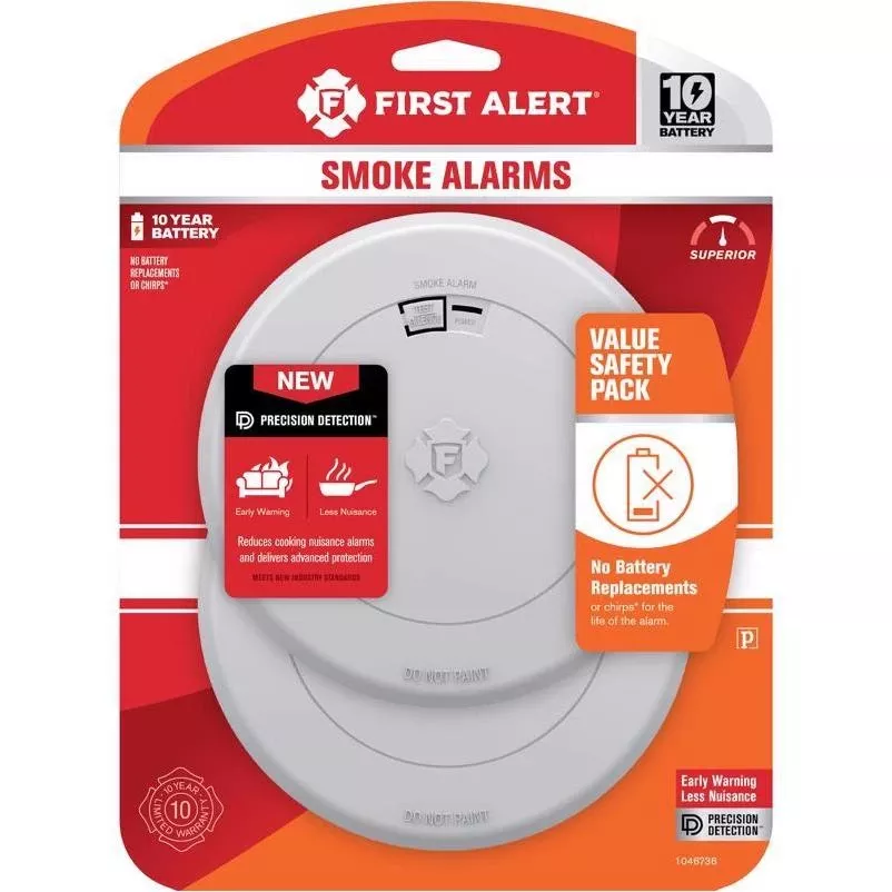 First Alert 2 Pack 10 Year Battery-powered Photoelectric Smoke Detector 2 Pk