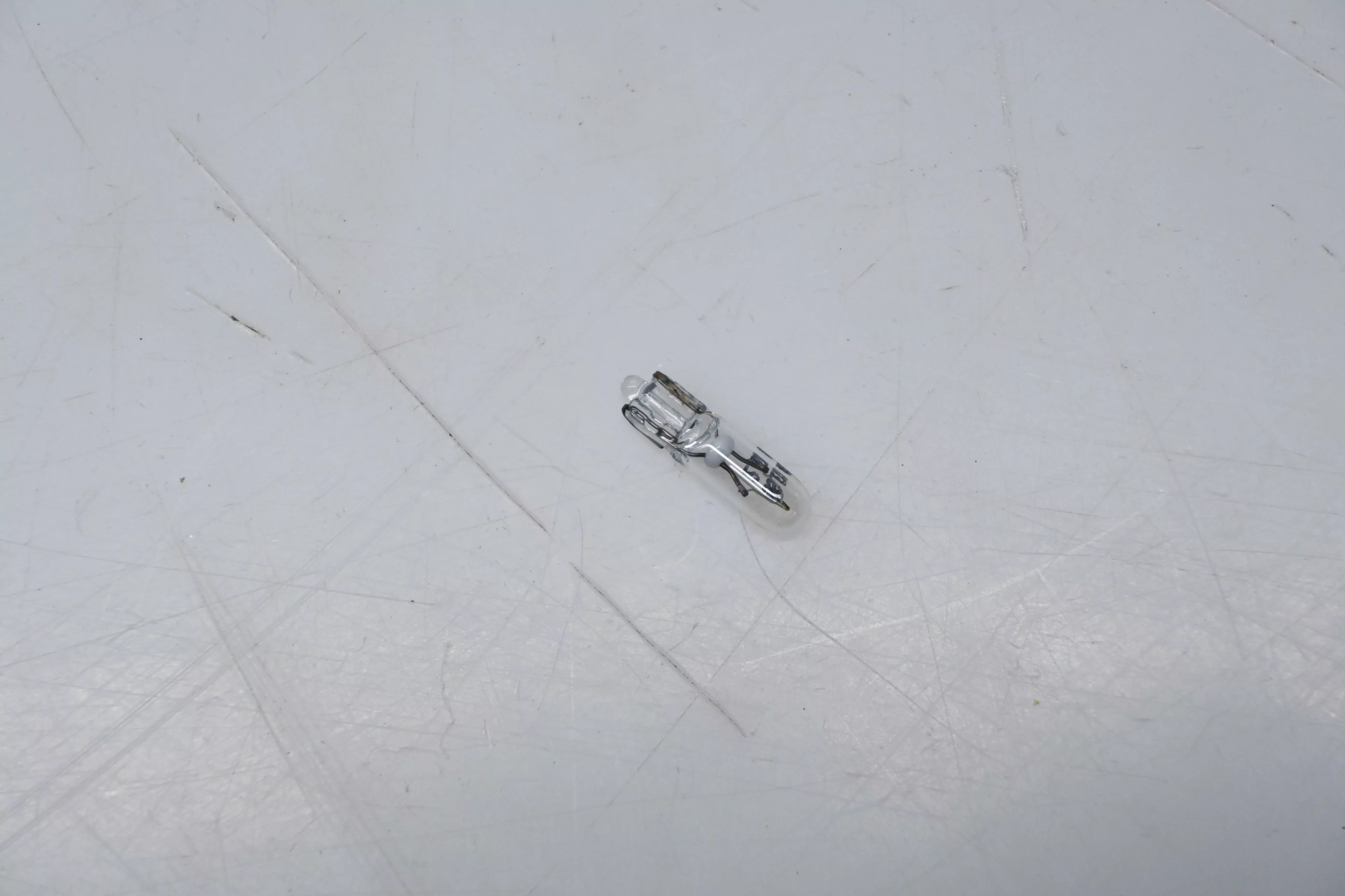 Ford F5RZ-13466-D Sun Visor Light Bulb NOS